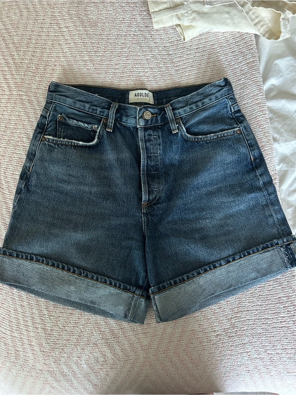 Agolde Dame Washed Dark Blue High-Rise Rolled Hem Jean Shorts